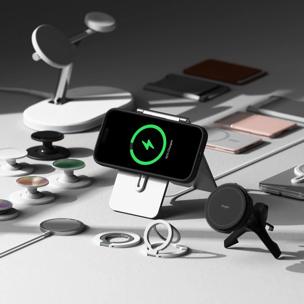 Ringke Silicone Magnetic iPhone 17 MagSafe czarne - obrazek 7